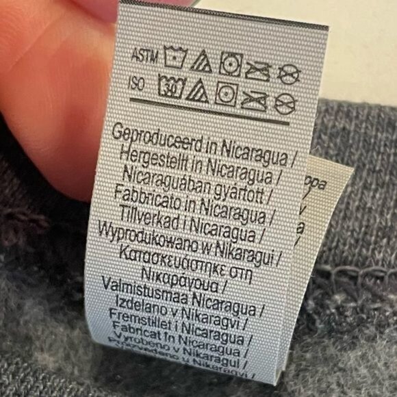 Football Mama Sweatshirt Gray Crewneck Gildan Heavy Blend Cotton Poly Sz Medium - Picture 7 of 8